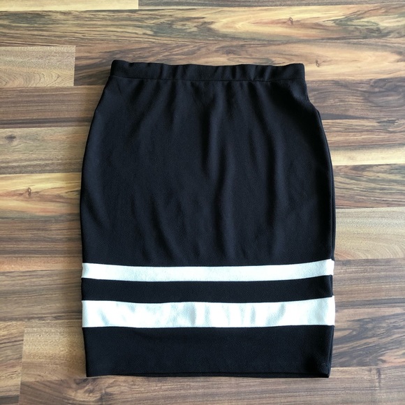 Libian pencil skirt - Picture 3 of 6